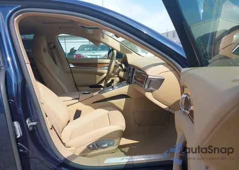 2011 Porsche Panamera 4 z USA, uszkodzony, nr VIN WP0AA2A78BL020720